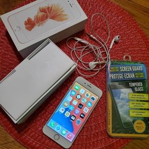Apple iPhone 6S Unlocked 32GB
